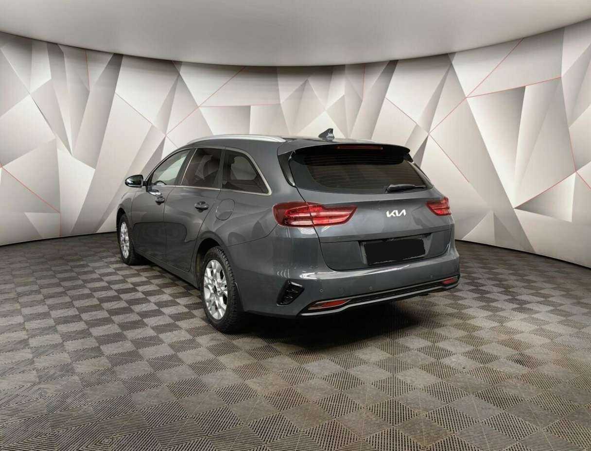 Купить Kia Ceed с пробегом. Фото: #3