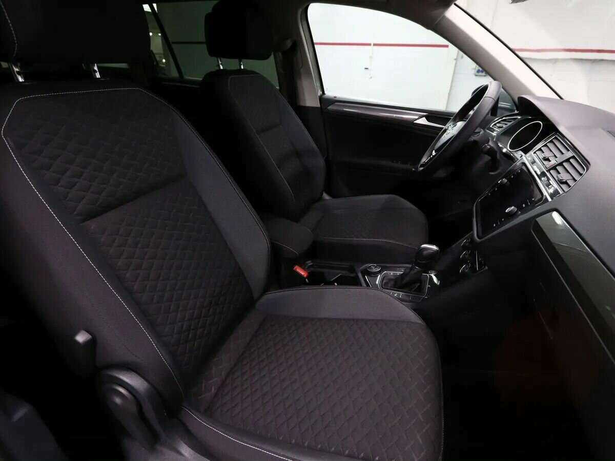 Купить Volkswagen Tiguan с пробегом. Фото: #13