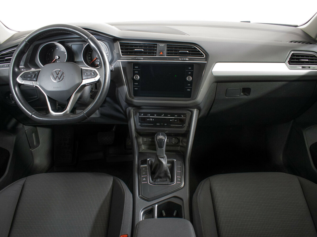 Купить Volkswagen Tiguan с пробегом. Фото: #10