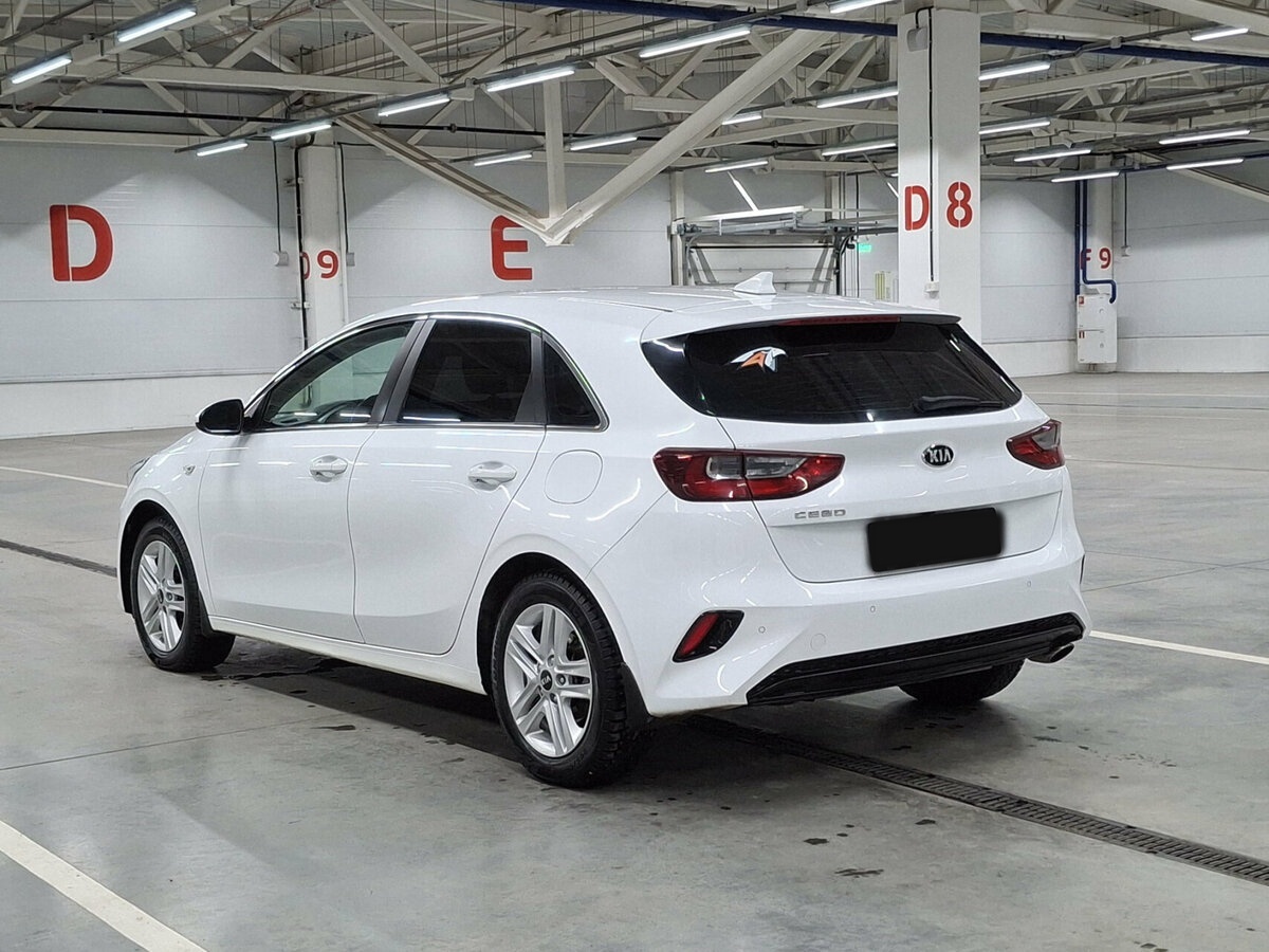 Купить Kia Ceed с пробегом. Фото: #6