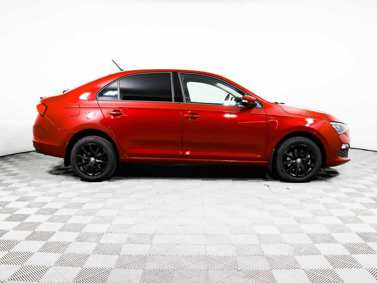 Купить Skoda Rapid с пробегом. Фото: #3