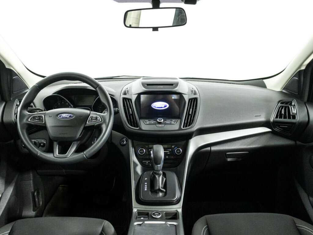 Купить Ford Kuga с пробегом. Фото: #12