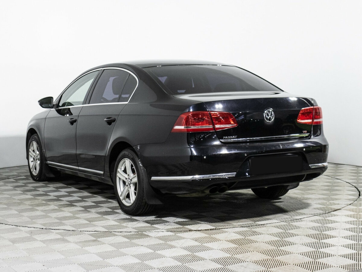 Купить Volkswagen Passat с пробегом. Фото: #5
