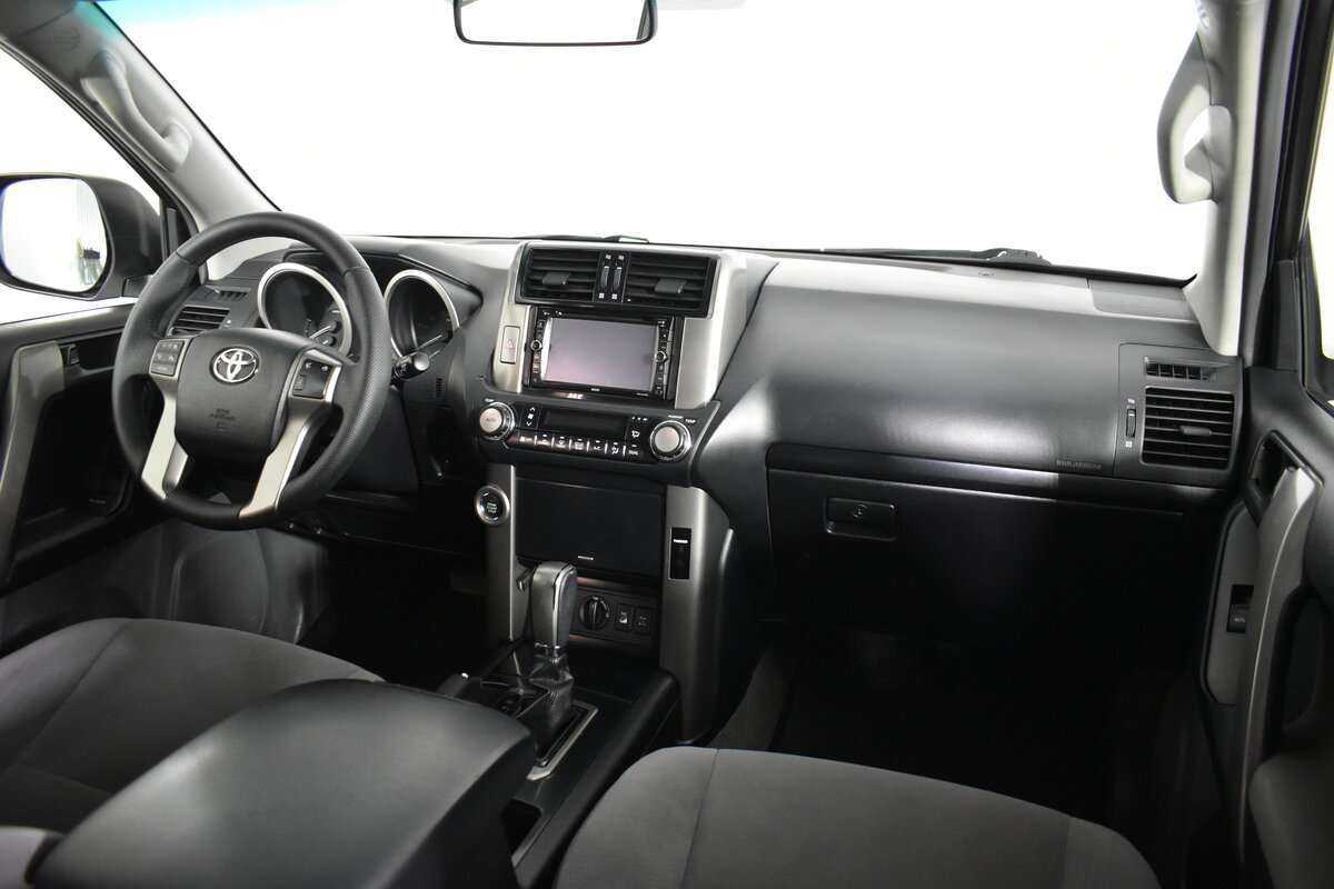 Купить Toyota Land Cruiser Prado с пробегом. Фото: #9