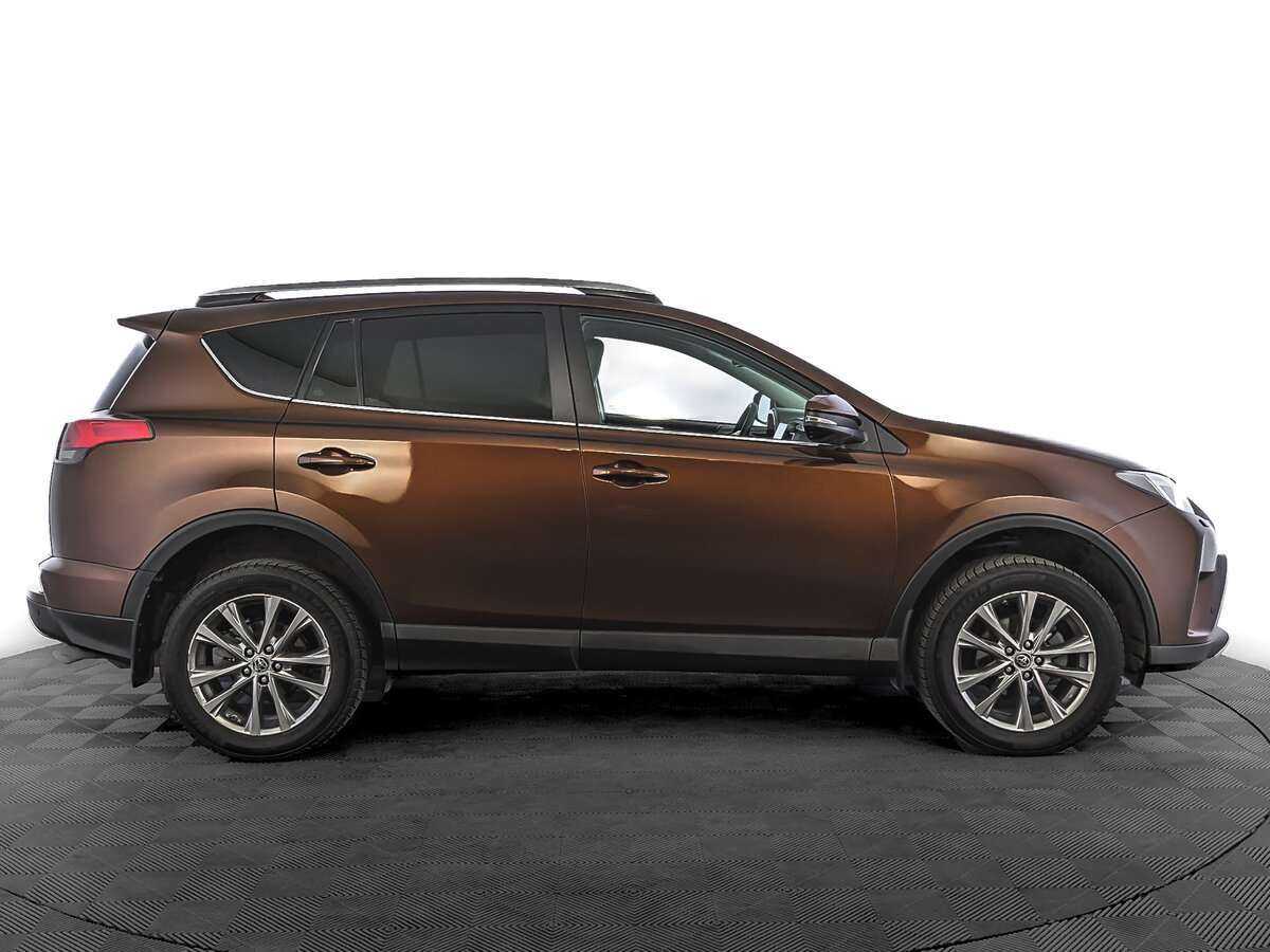Купить Toyota RAV4 с пробегом. Фото: #3