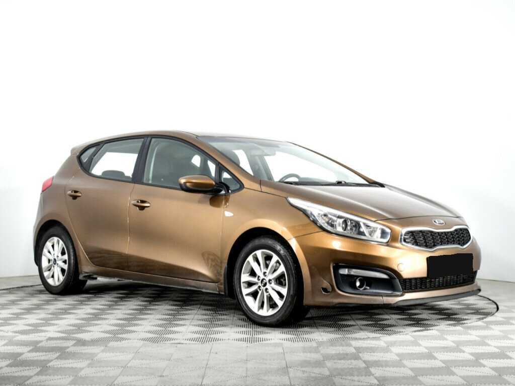 Купить Kia Ceed с пробегом. Фото: #2