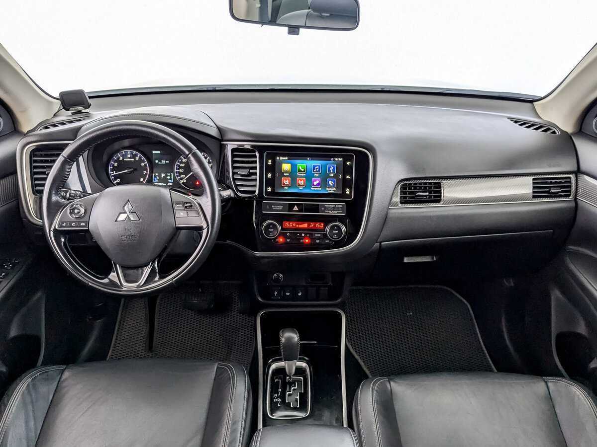 Купить Mitsubishi Outlander с пробегом. Фото: #11