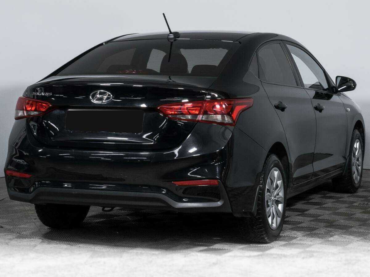 Купить Hyundai Solaris с пробегом. Фото: #4