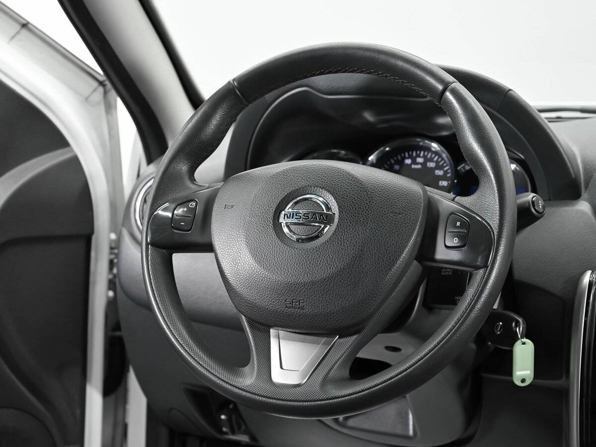 Купить Nissan Terrano с пробегом. Фото: #8
