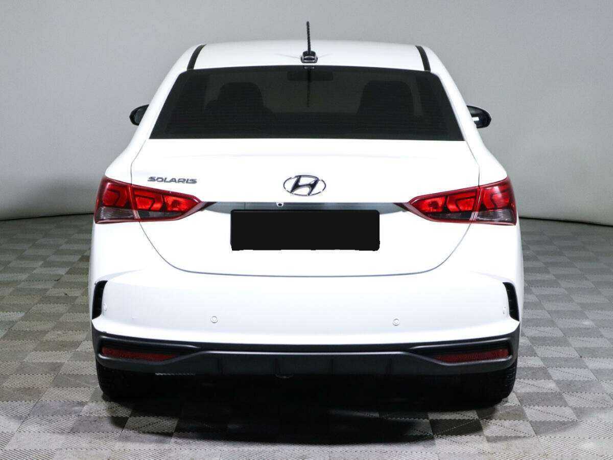 Купить Hyundai Solaris с пробегом. Фото: #4
