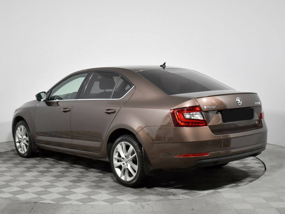 Купить Skoda Octavia с пробегом. Фото: #6