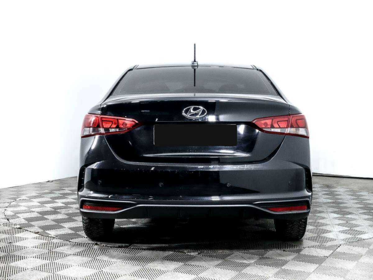 Купить Hyundai Solaris с пробегом. Фото: #4