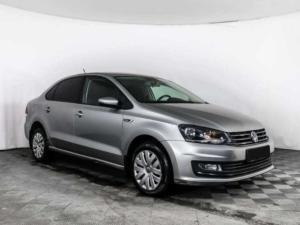 Купить Volkswagen Polo с пробегом. Фото: #2