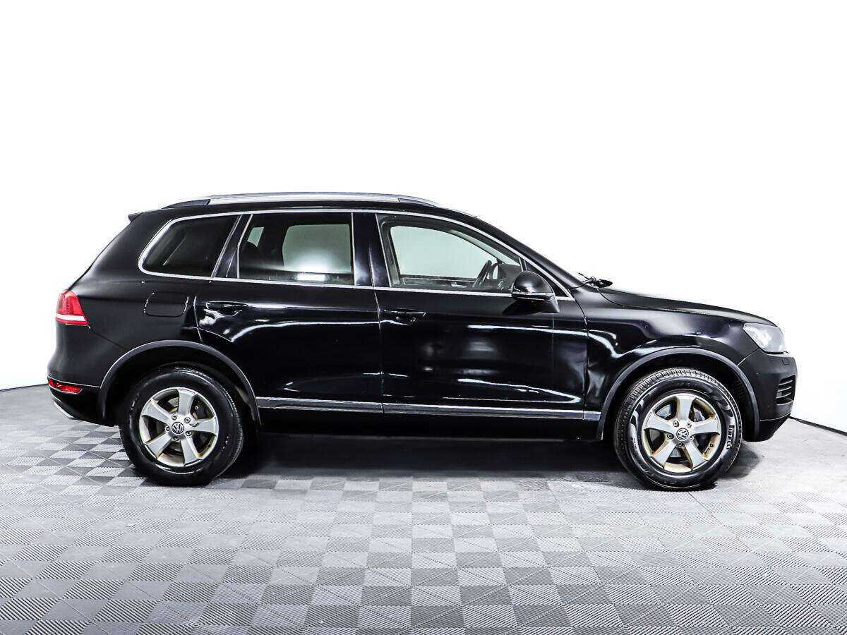 Купить Volkswagen Touareg с пробегом. Фото: #3