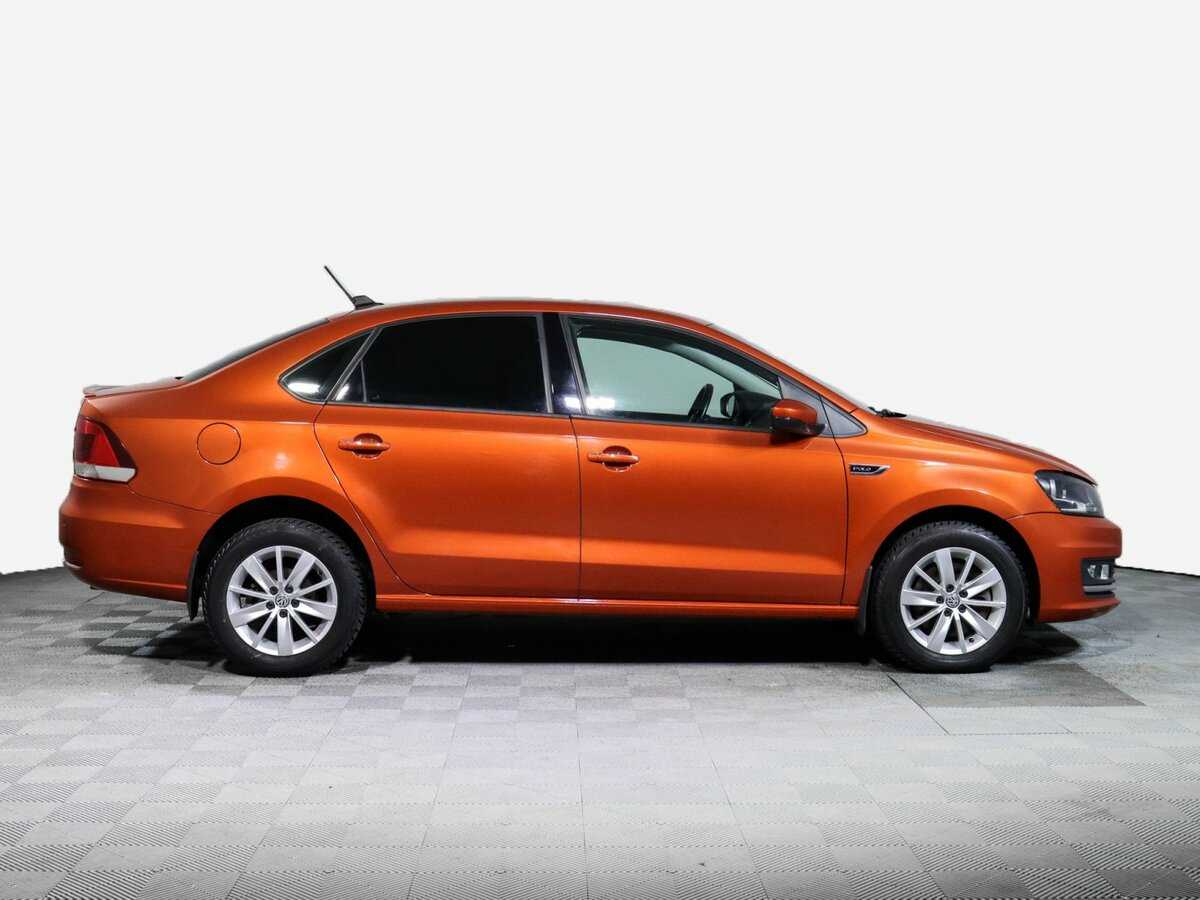 Купить Volkswagen Polo с пробегом. Фото: #3