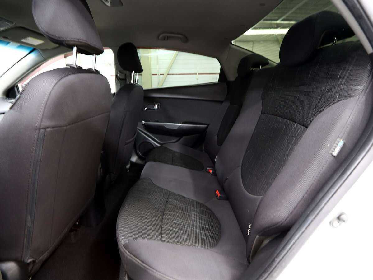 Купить Kia Rio с пробегом. Фото: #19