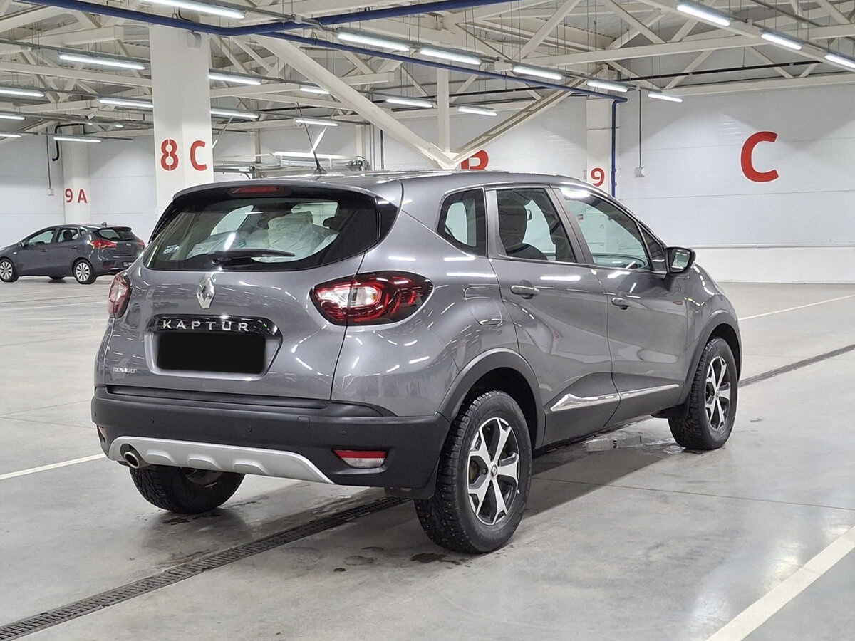 Купить Renault Kaptur с пробегом. Фото: #4