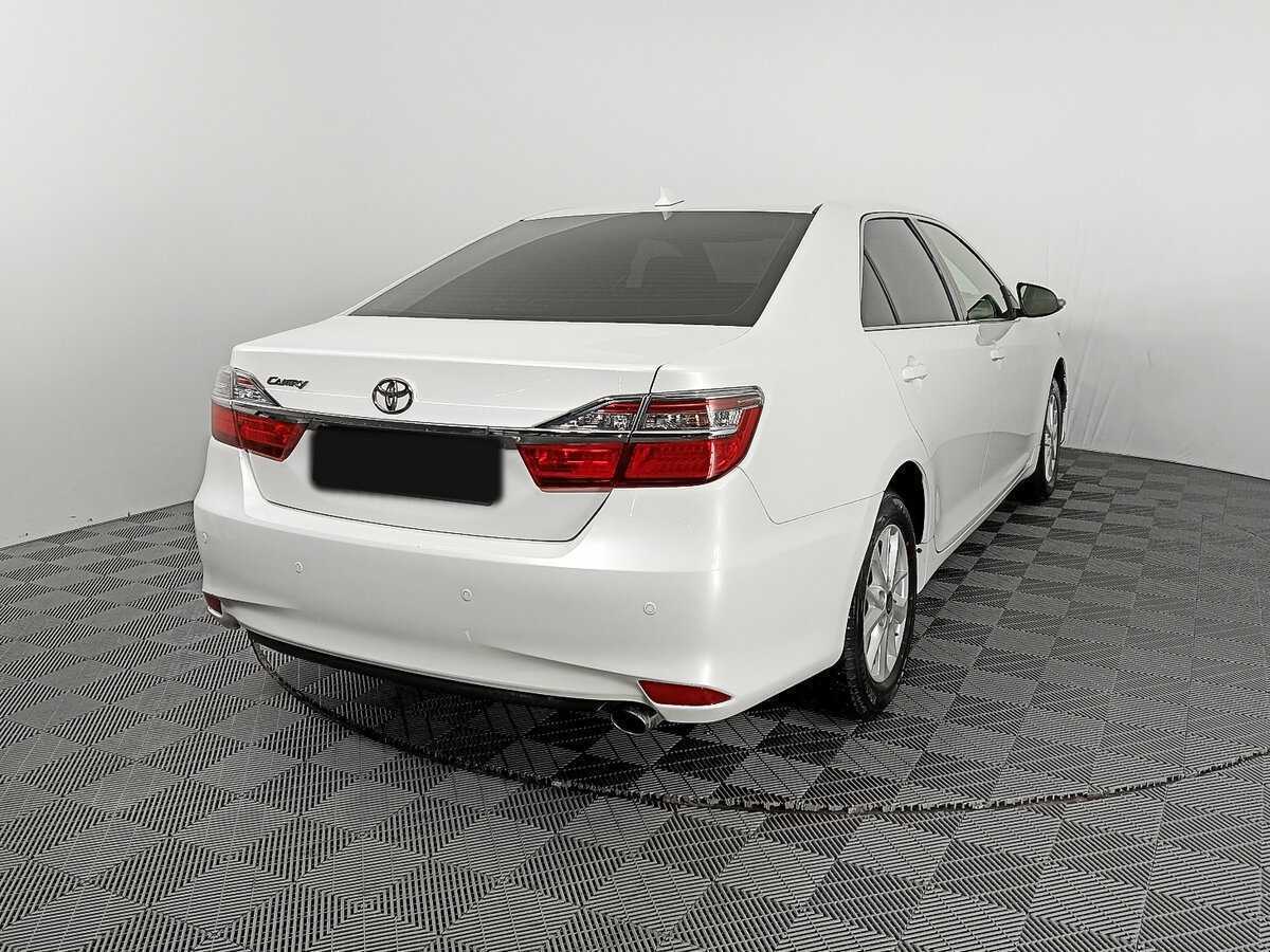 Купить Toyota Camry с пробегом. Фото: #3