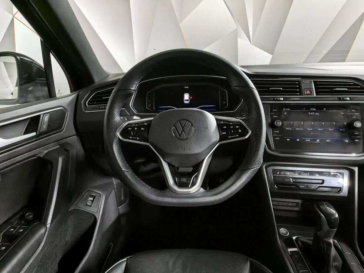 Купить Volkswagen Tiguan с пробегом. Фото: #13