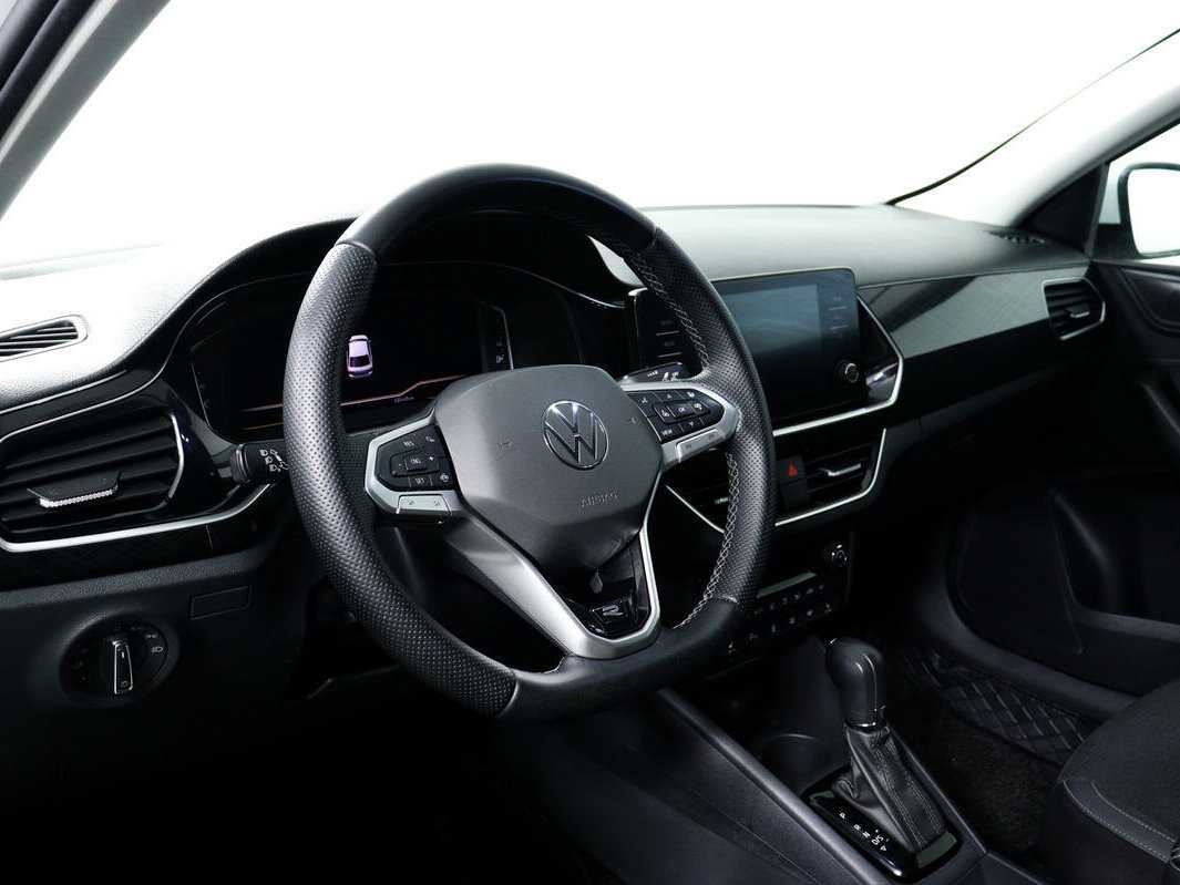Купить Volkswagen Polo с пробегом. Фото: #12