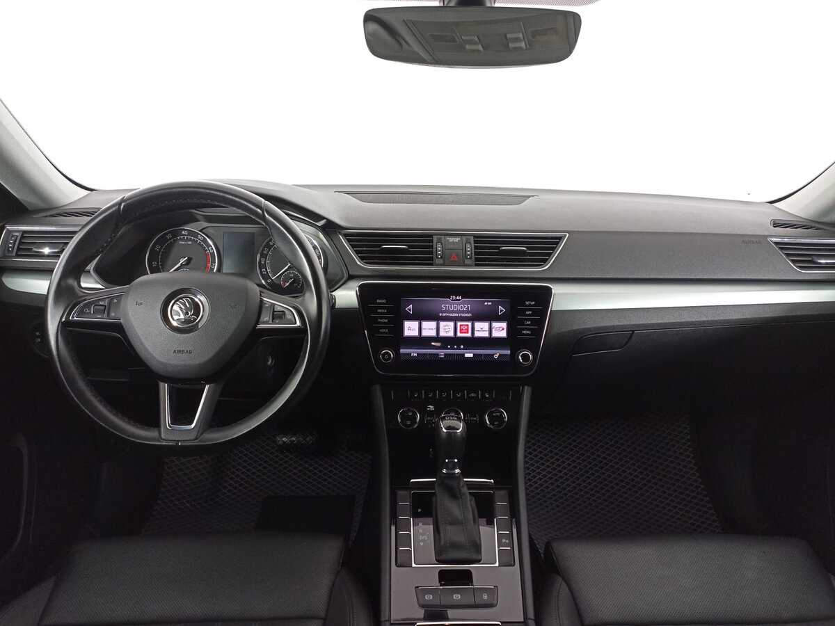 Купить Skoda Superb с пробегом. Фото: #11