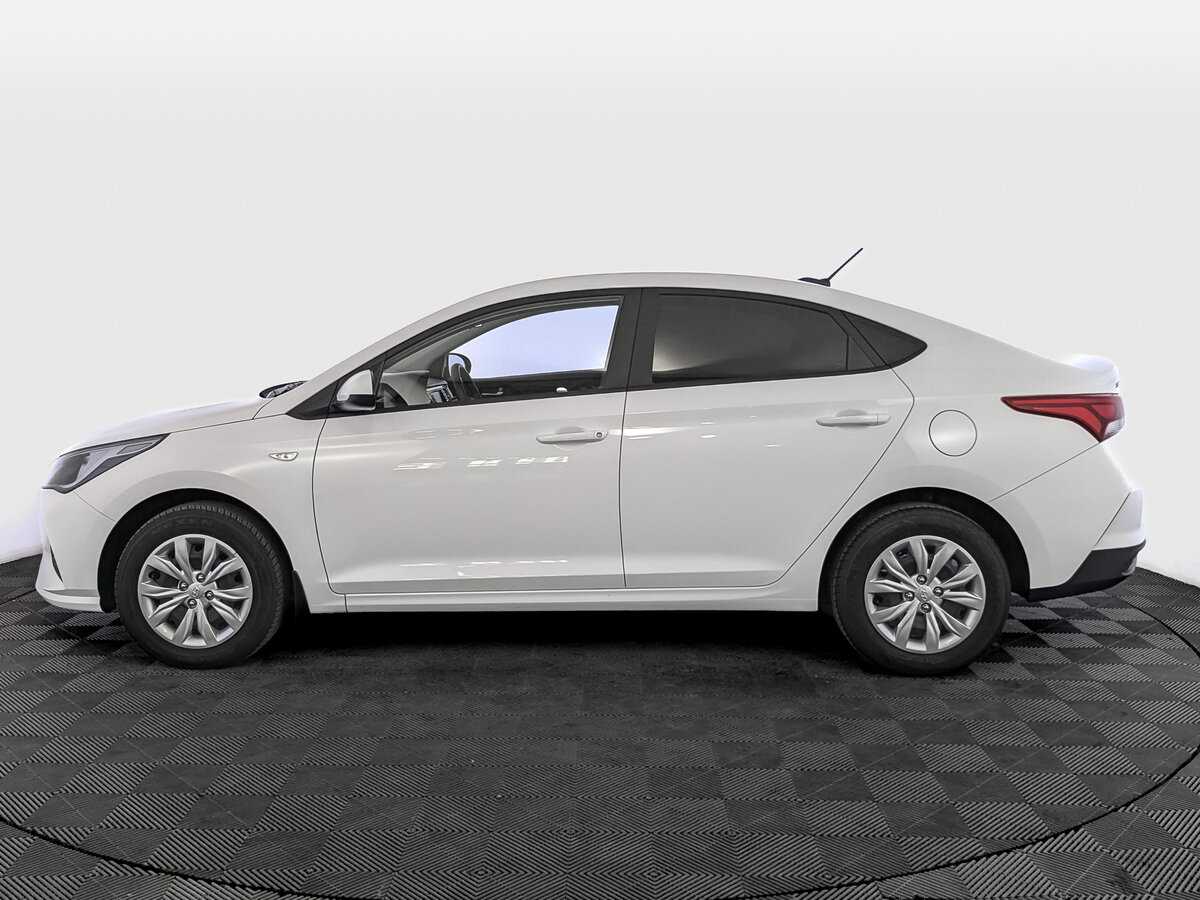 Купить Hyundai Solaris с пробегом. Фото: #7