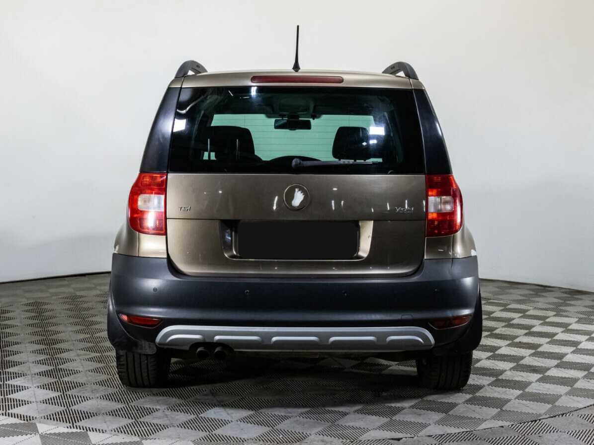 Купить Skoda Yeti с пробегом. Фото: #4