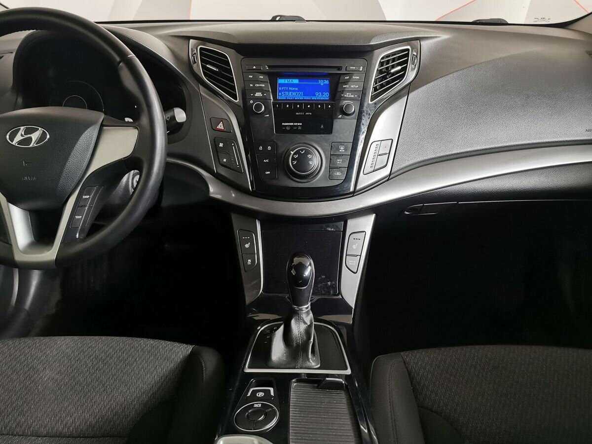 Купить Hyundai i40 с пробегом. Фото: #10