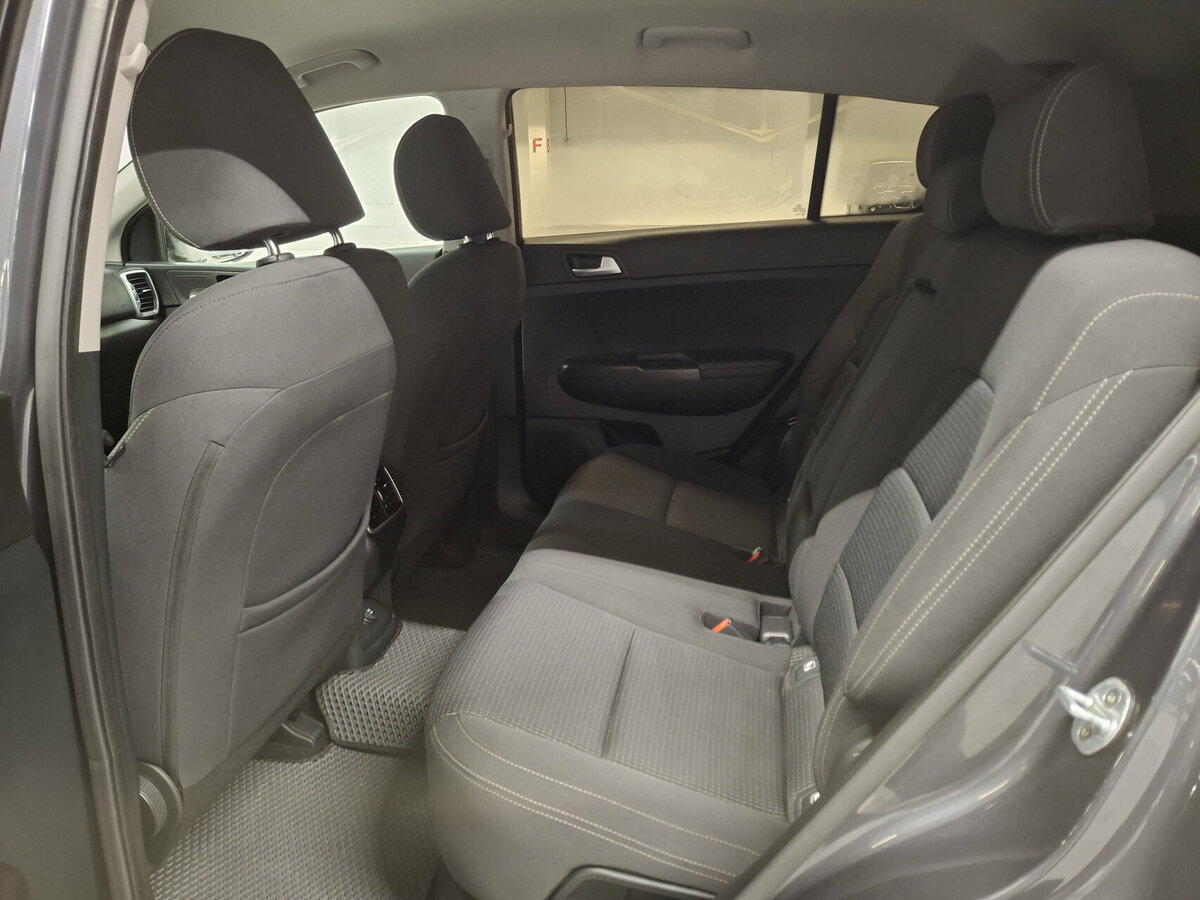Купить Kia Sportage с пробегом. Фото: #11