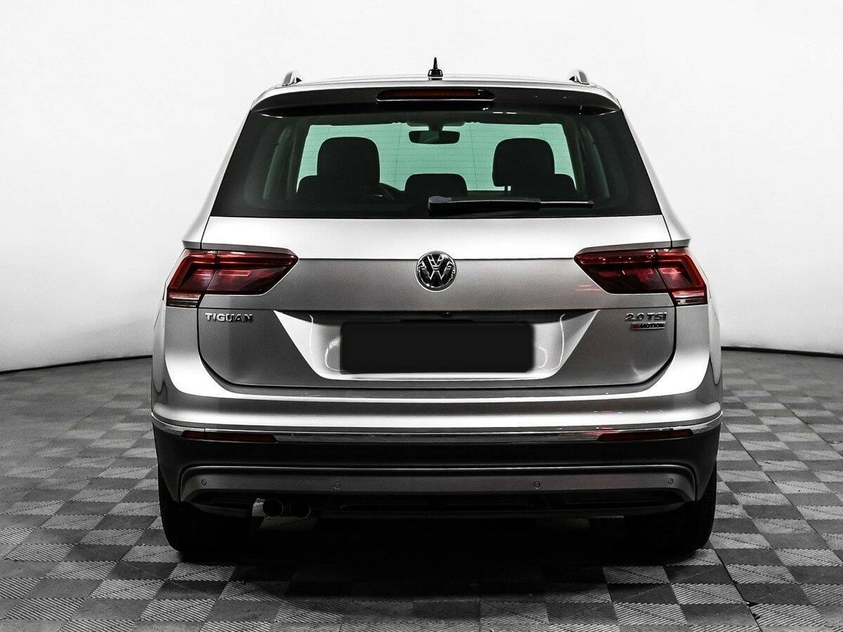 Купить Volkswagen Tiguan с пробегом. Фото: #5