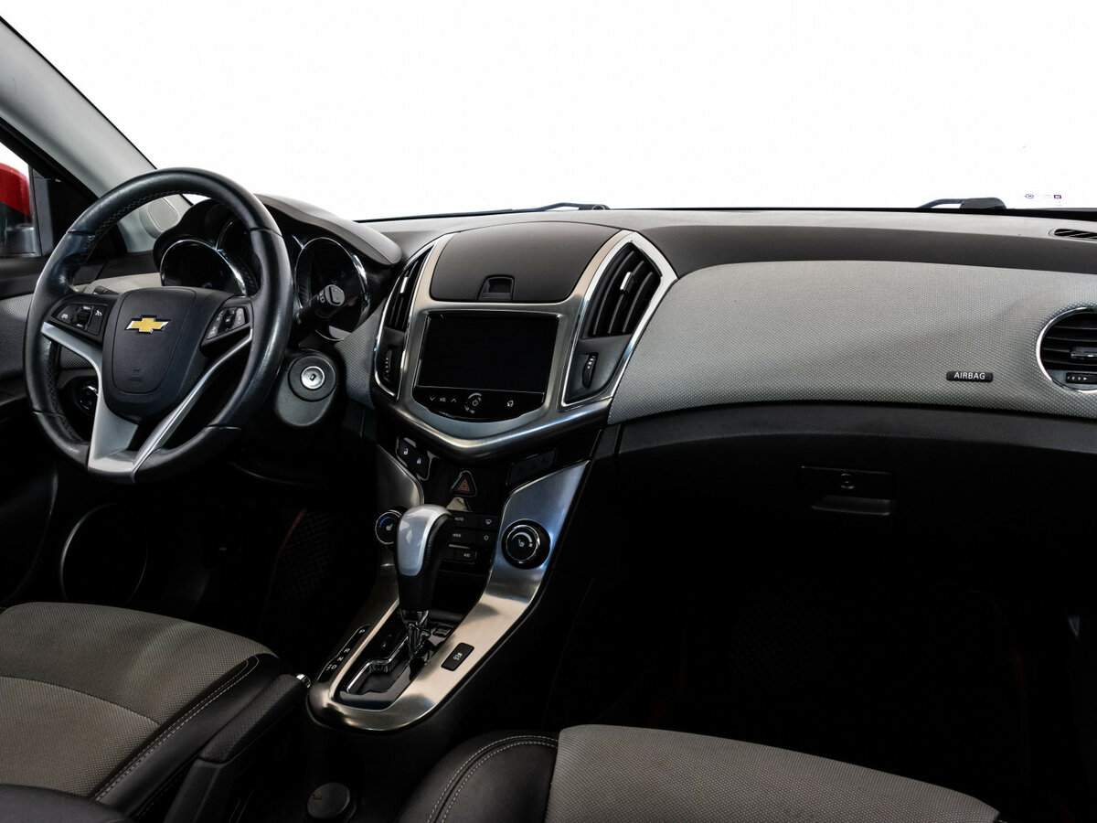 Купить Chevrolet Cruze с пробегом. Фото: #8