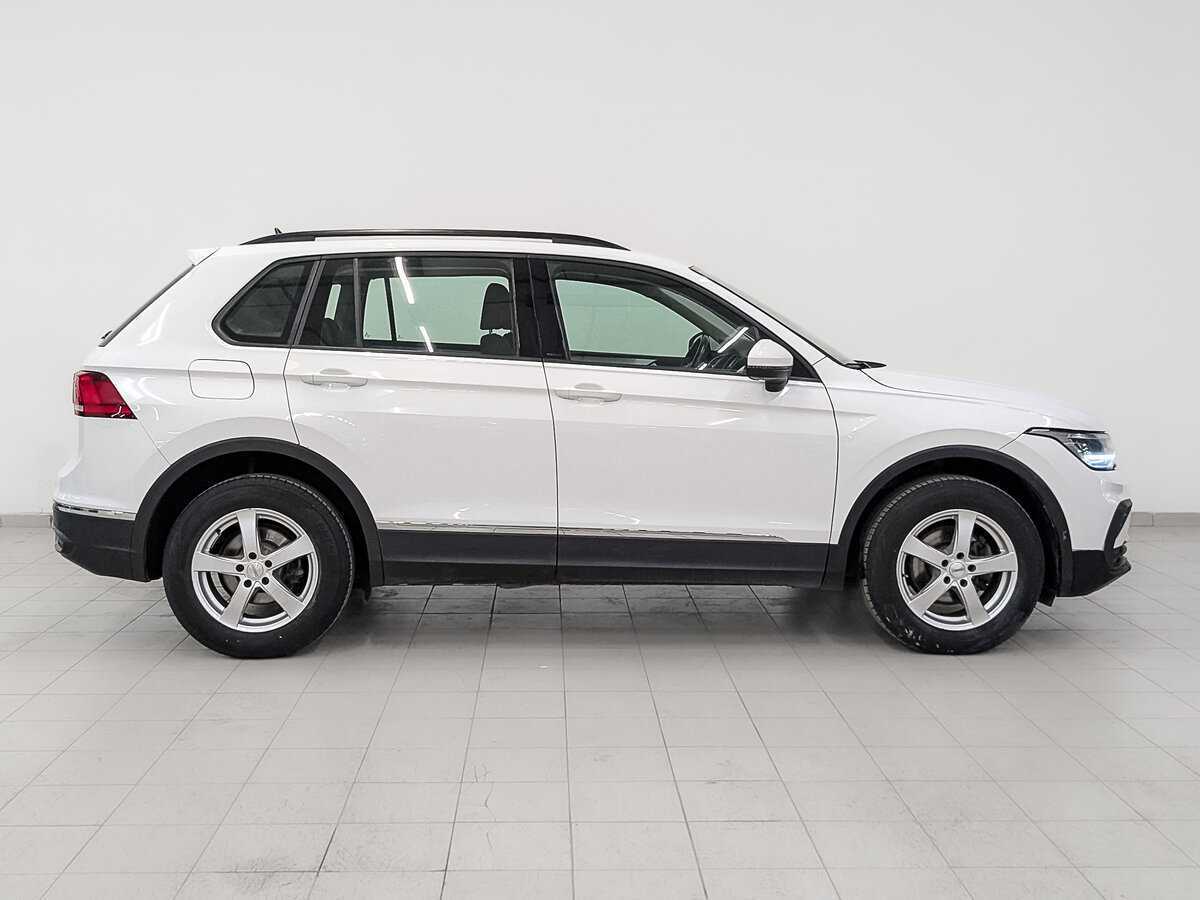 Купить Volkswagen Tiguan с пробегом. Фото: #3