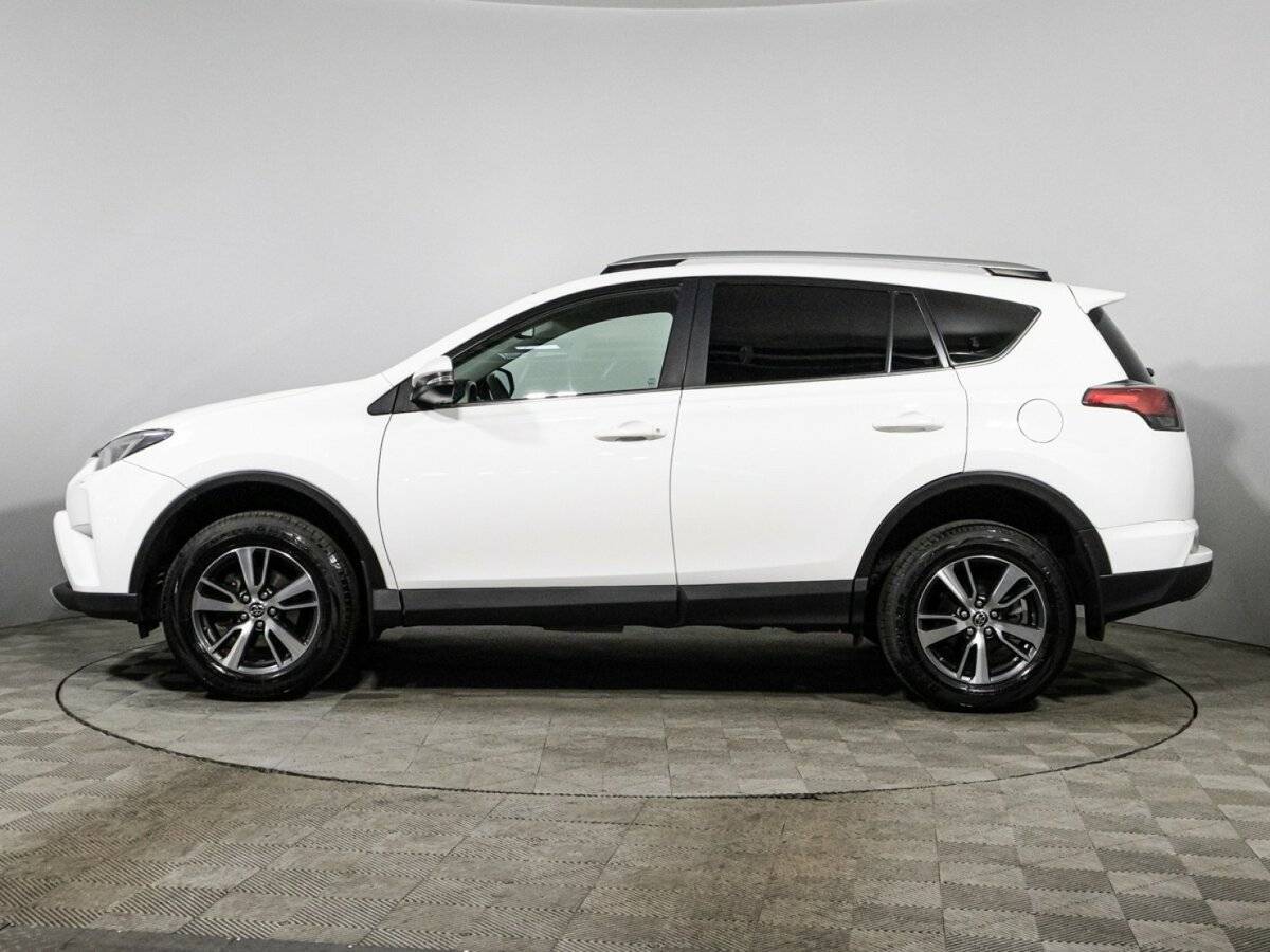 Купить Toyota RAV4 с пробегом. Фото: #7