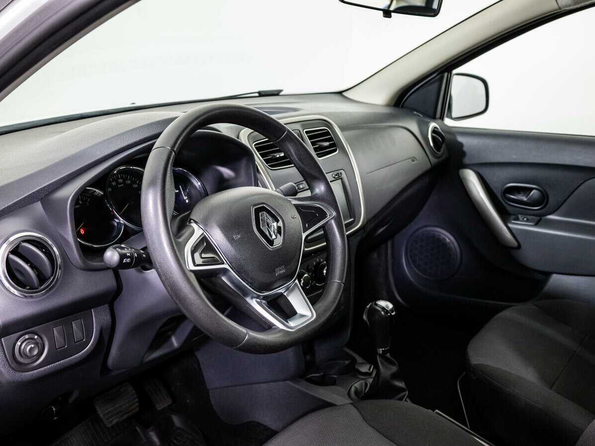 Купить Renault Logan с пробегом. Фото: #10