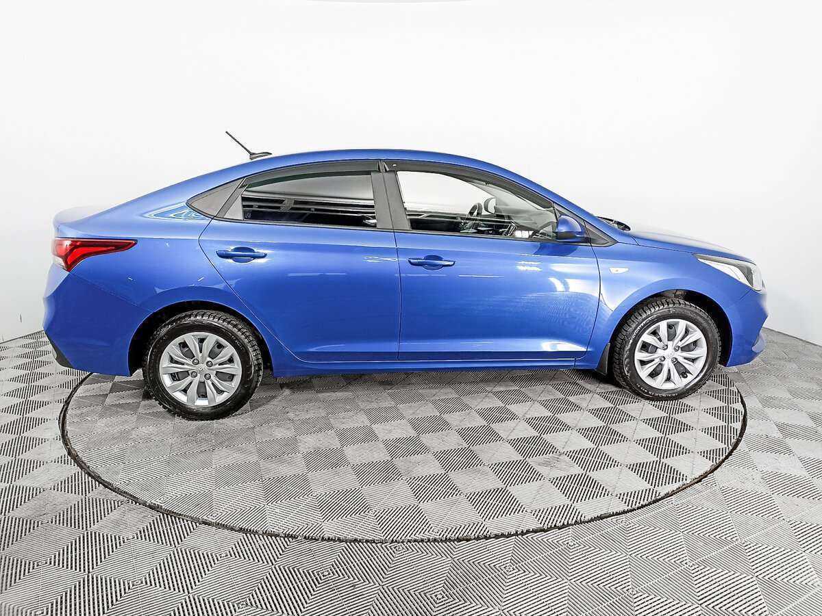 Купить Hyundai Solaris с пробегом. Фото: #3