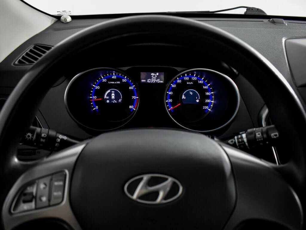 Купить Hyundai ix35 с пробегом. Фото: #17
