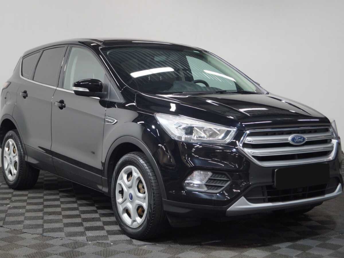 Купить Ford Kuga с пробегом. Фото: #2