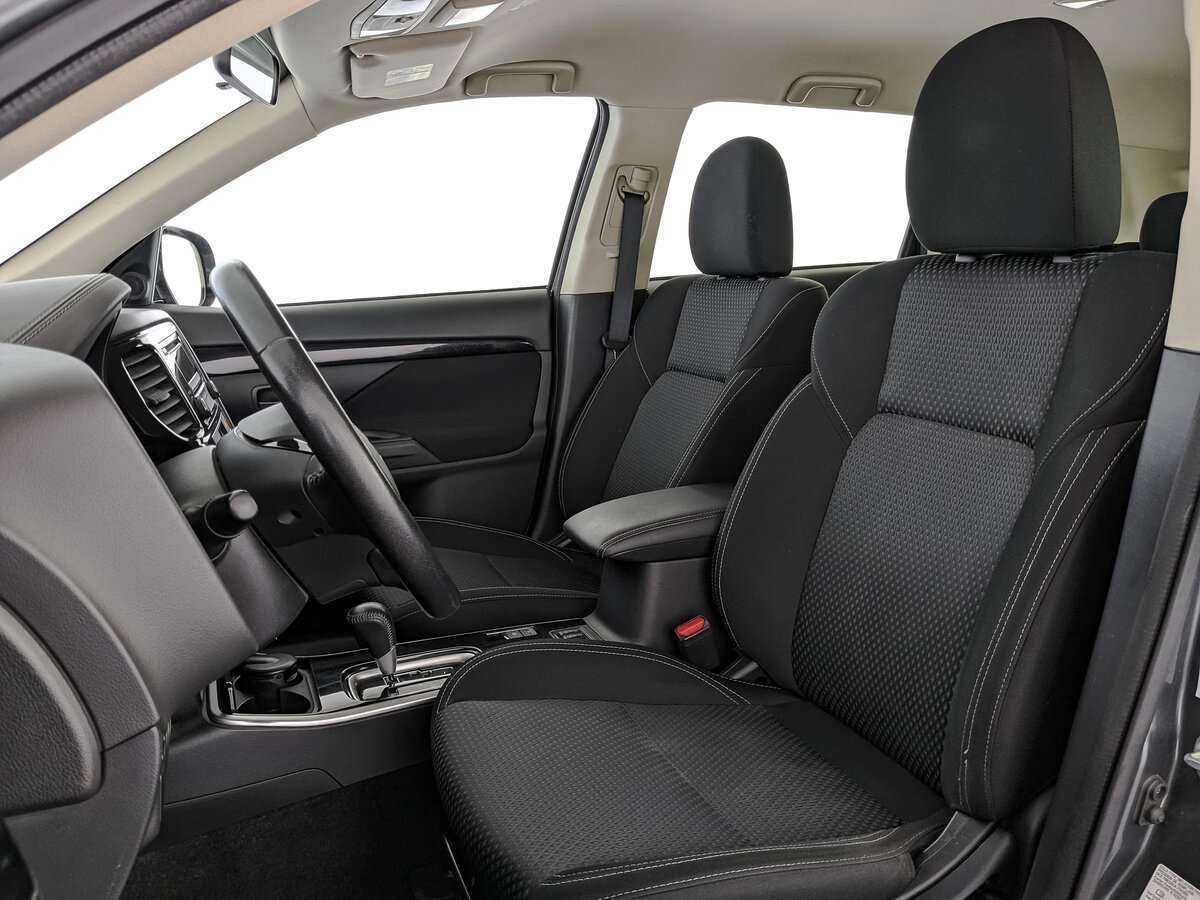 Купить Mitsubishi Outlander с пробегом. Фото: #15