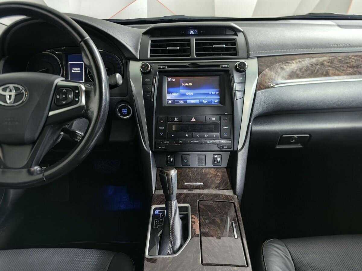 Купить Toyota Camry с пробегом. Фото: #10