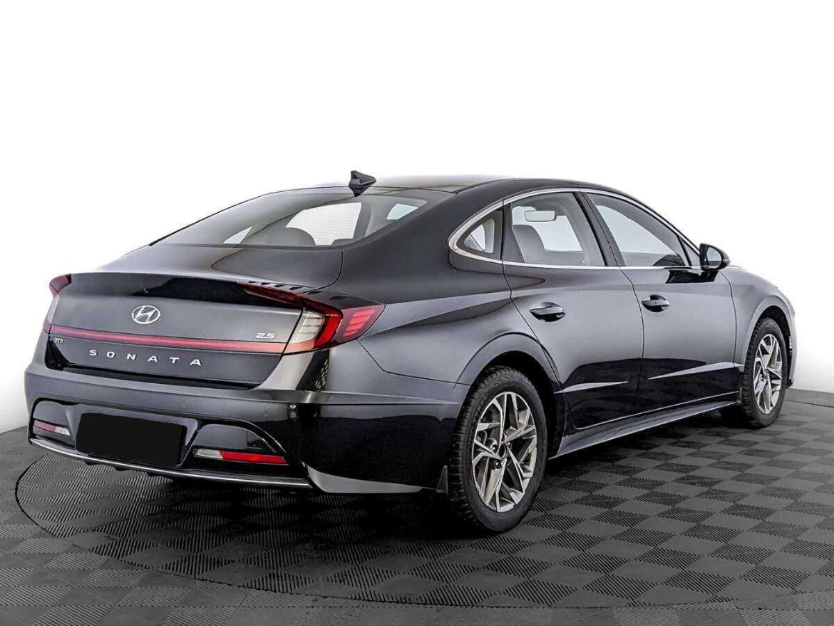 Купить Hyundai Sonata с пробегом. Фото: #4