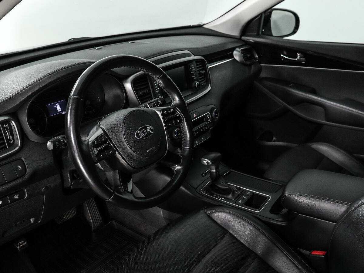 Купить Kia Sorento с пробегом. Фото: #8