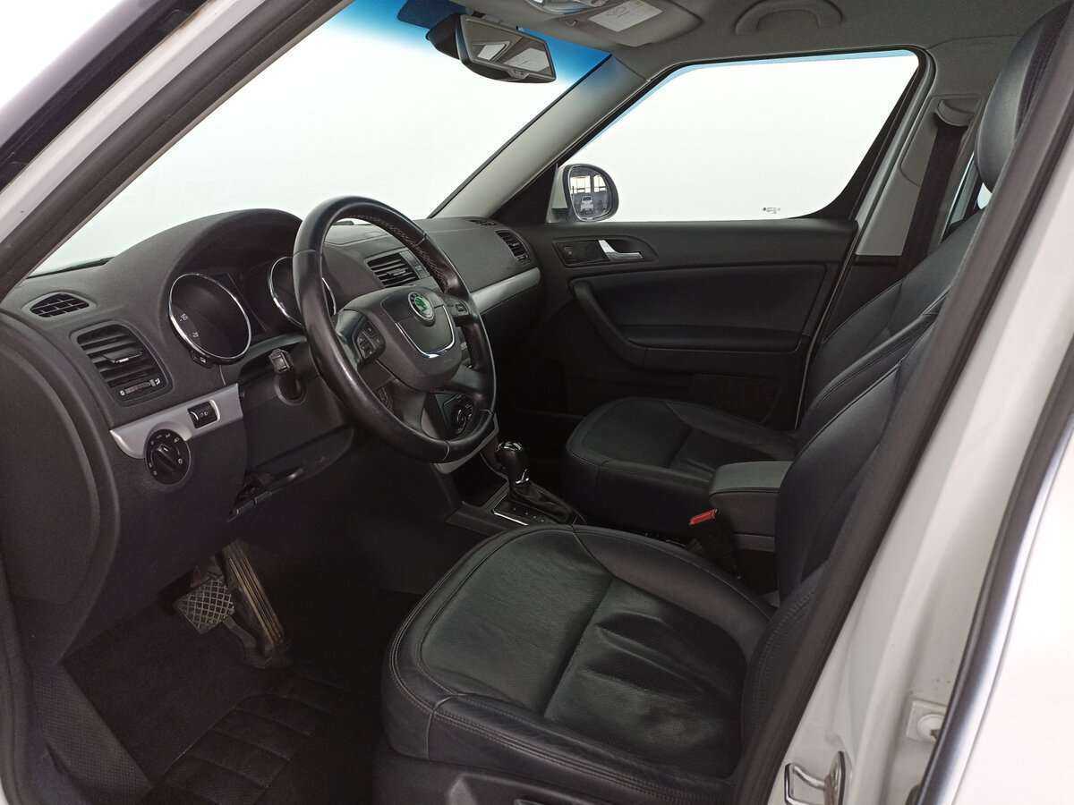 Купить Skoda Yeti с пробегом. Фото: #13