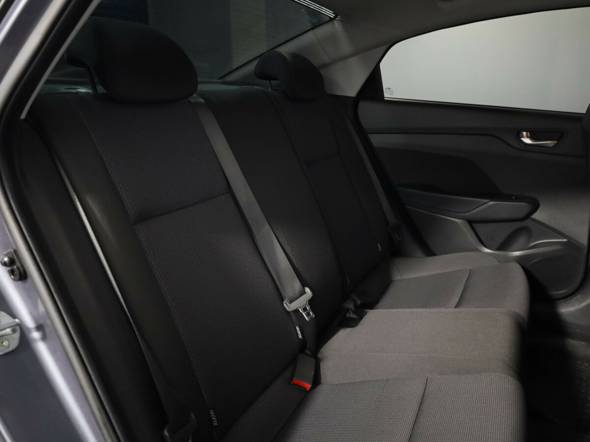 Купить Hyundai Solaris с пробегом. Фото: #15