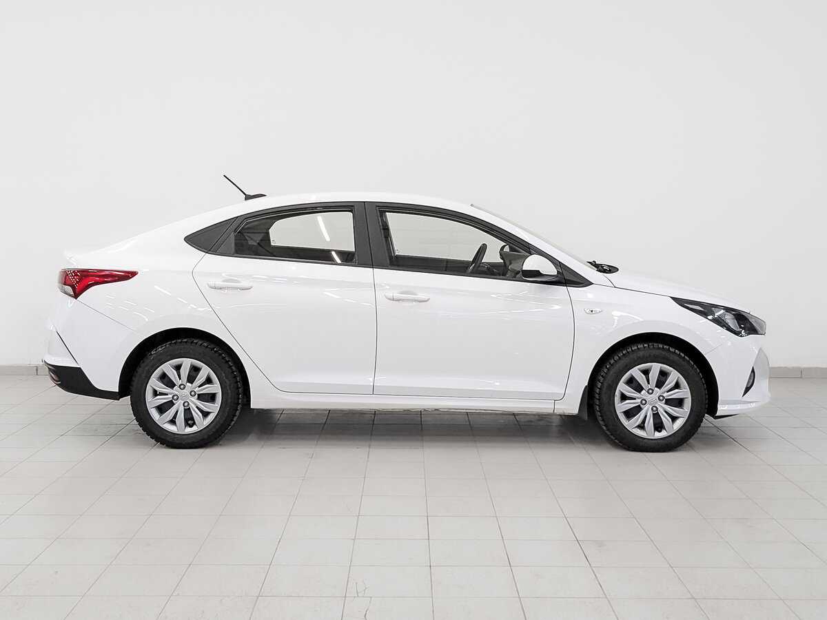 Купить Hyundai Solaris с пробегом. Фото: #3