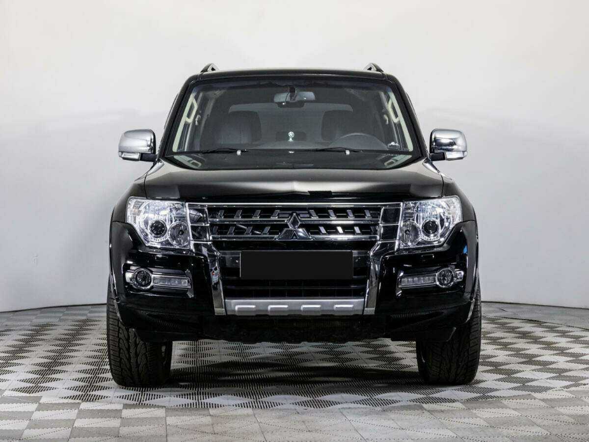 Купить Mitsubishi Pajero с пробегом. Фото: #1
