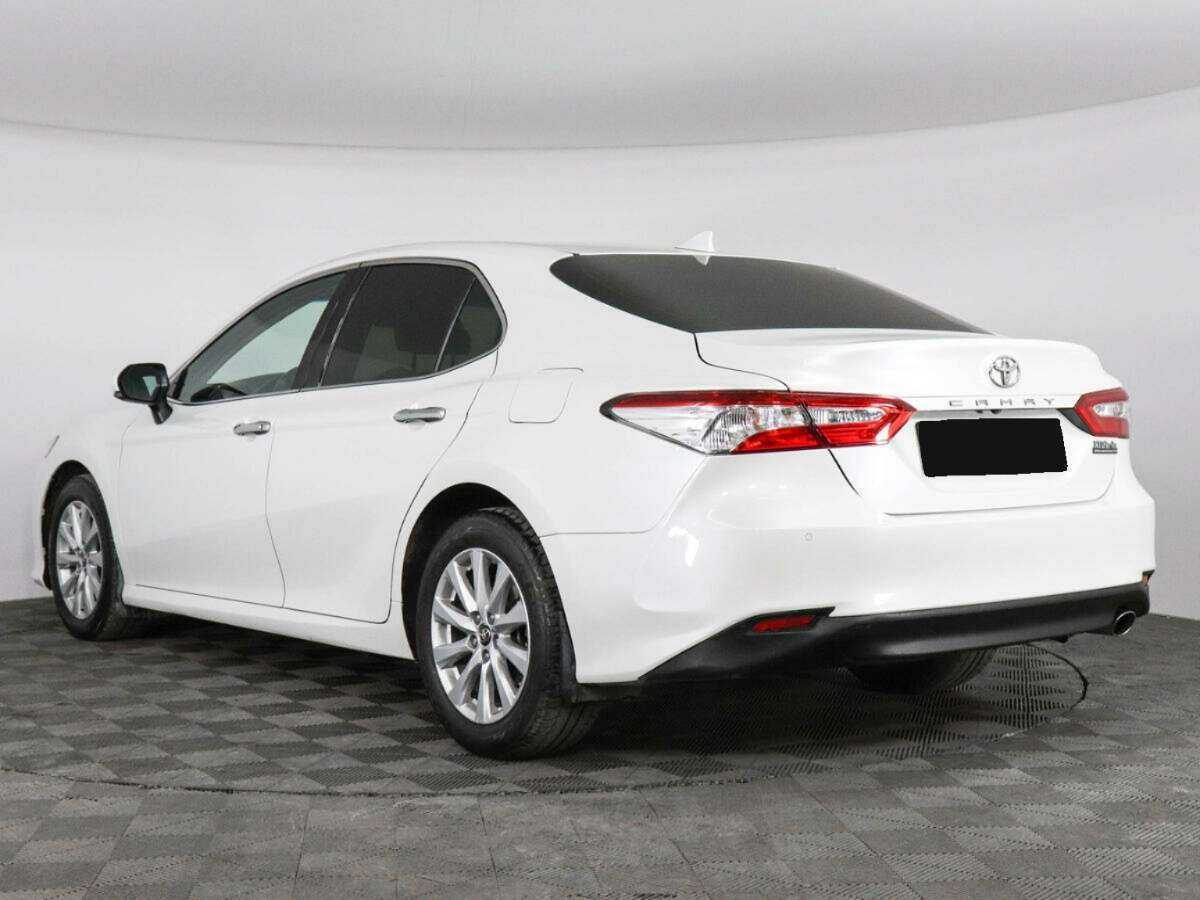 Купить Toyota Camry с пробегом. Фото: #5