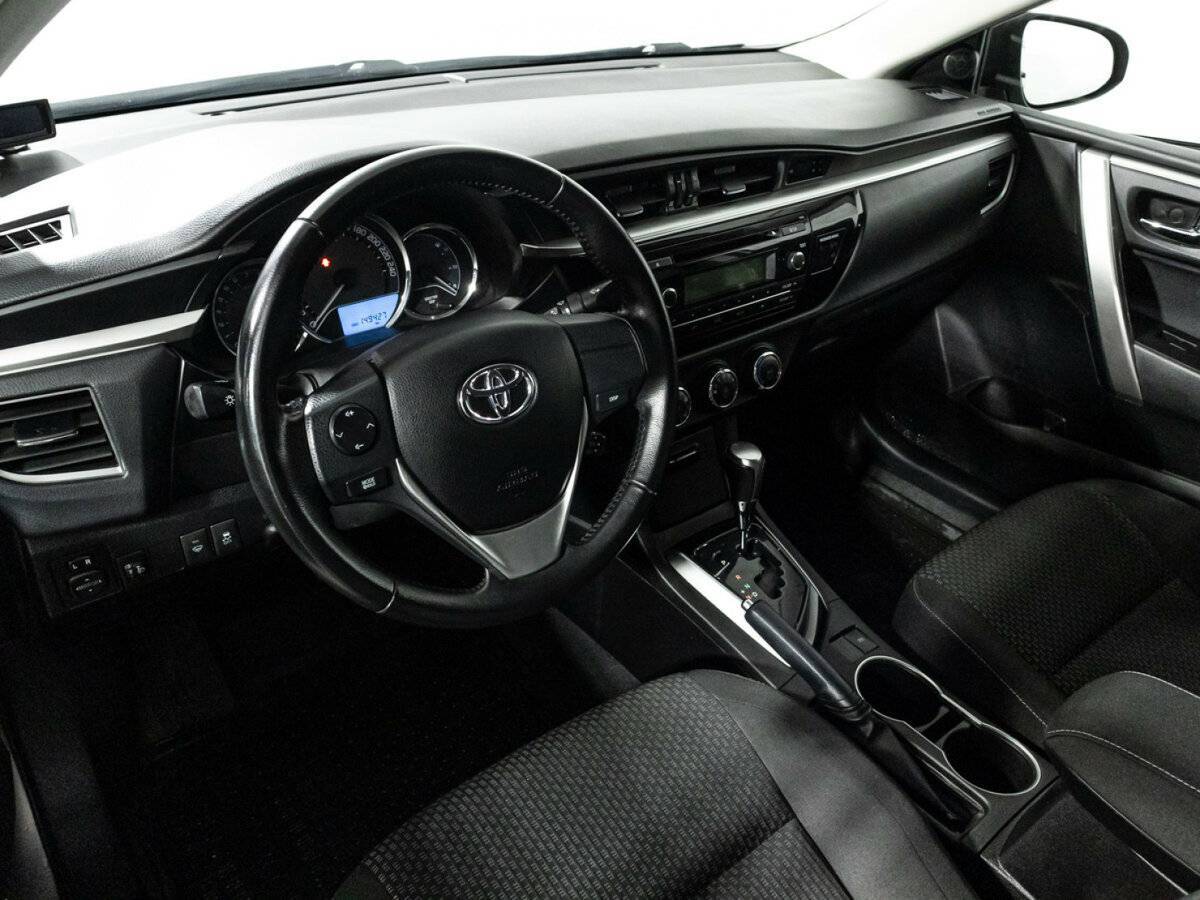 Купить Toyota Corolla с пробегом. Фото: #10