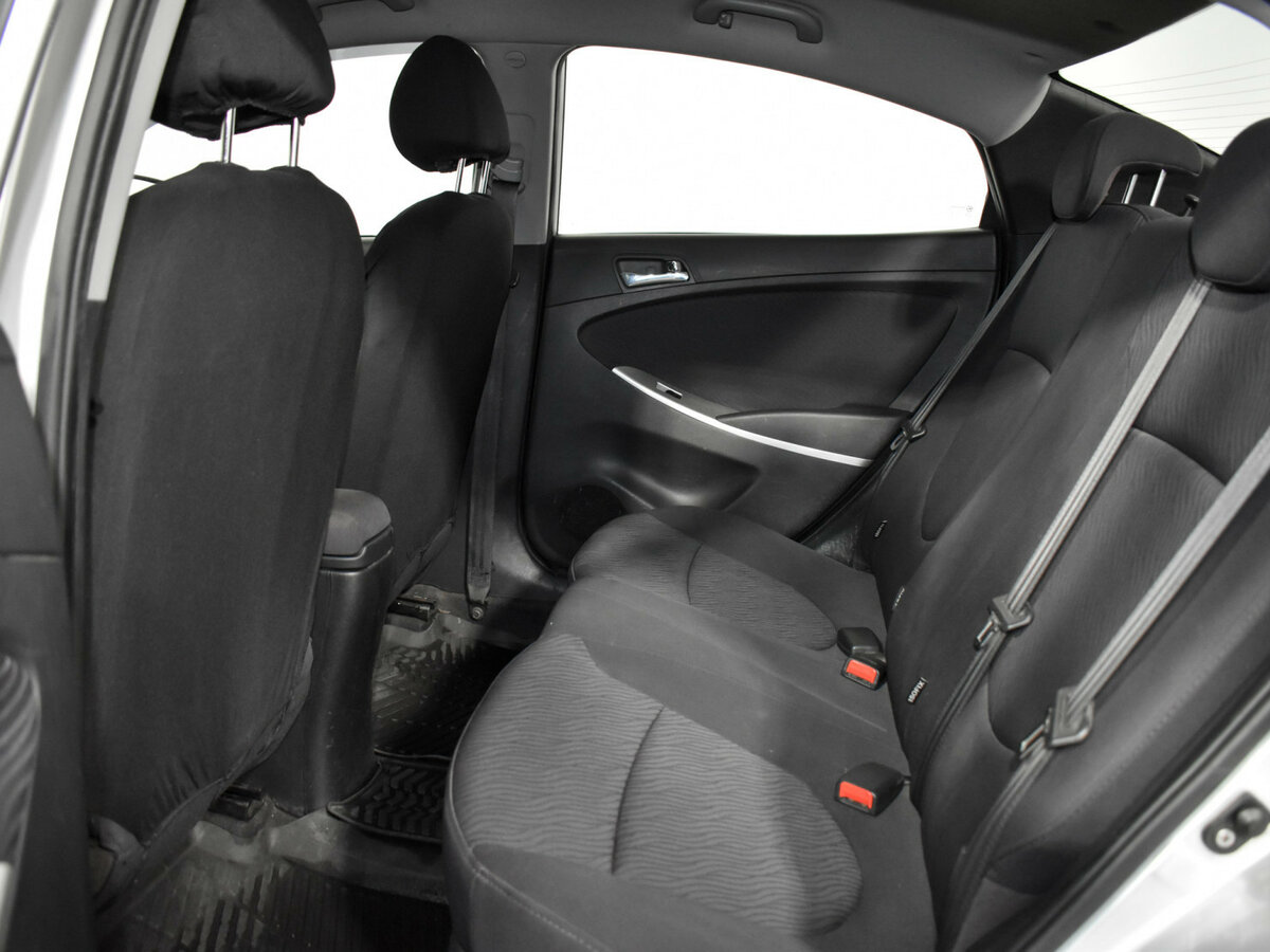 Купить Hyundai Solaris с пробегом. Фото: #16