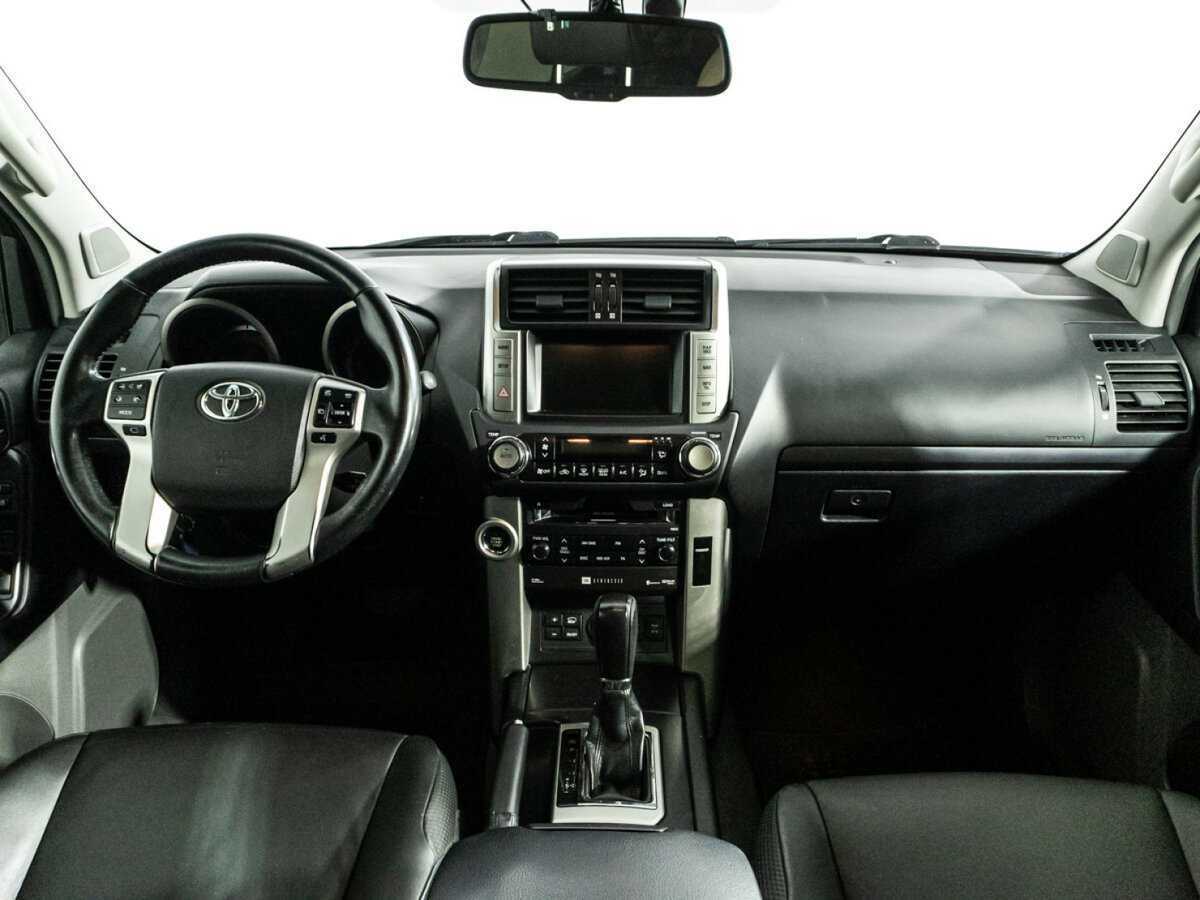 Купить Toyota Land Cruiser Prado с пробегом. Фото: #11