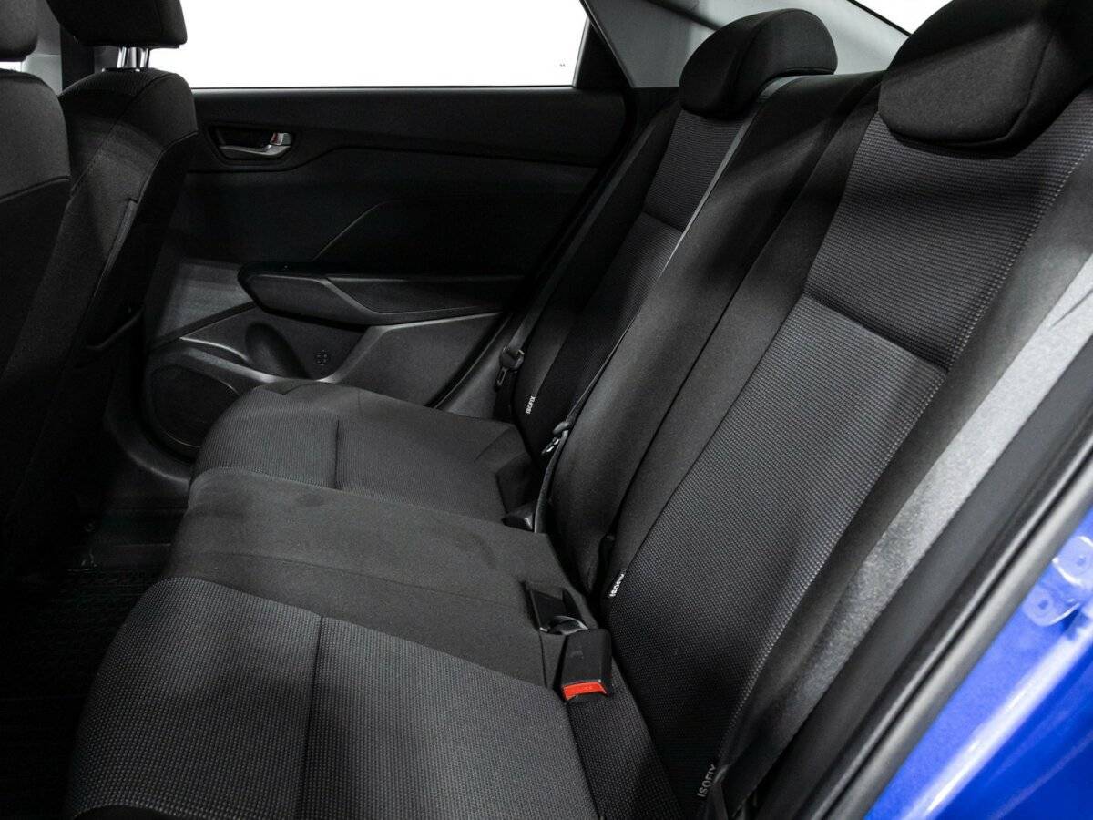Купить Hyundai Solaris с пробегом. Фото: #9